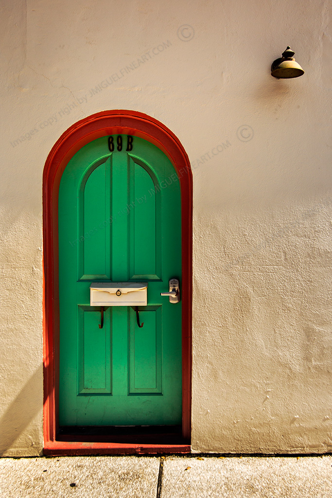 _MG_5518_green door